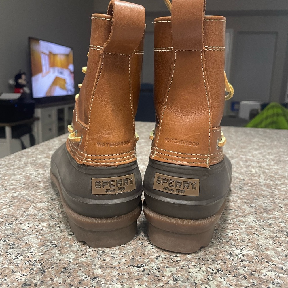 Sperry Brown and Black Duck Boots - Picture 4 of 5